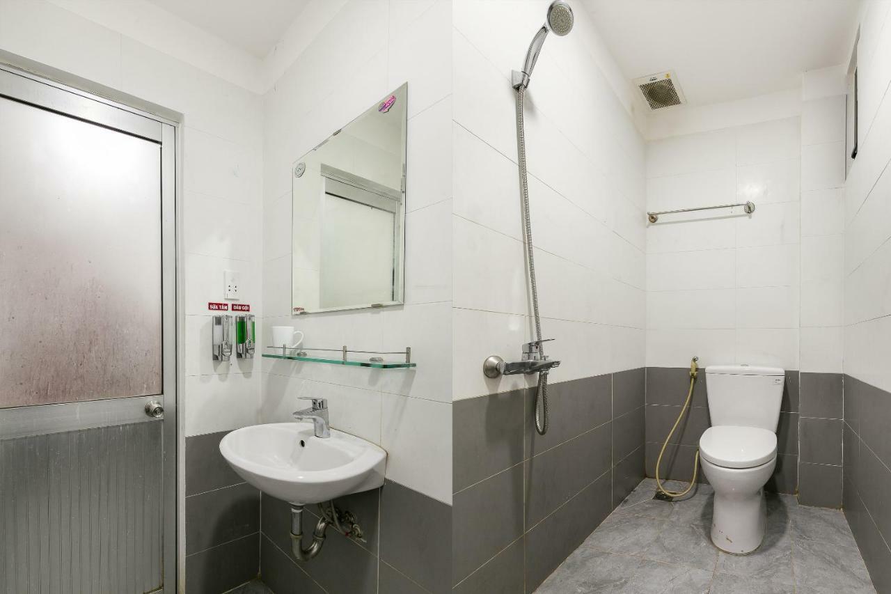 הו צ'י מין סיטי Anh Khoa 1 Hotel Quan 2 מראה חיצוני תמונה