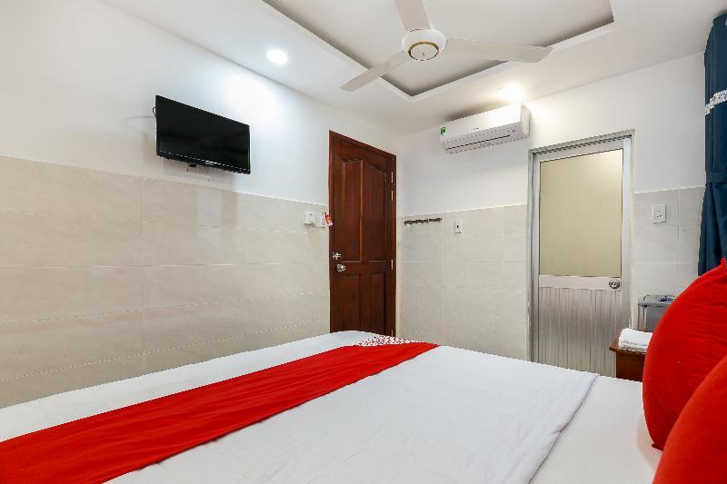 הו צ'י מין סיטי Anh Khoa 1 Hotel Quan 2 מראה חיצוני תמונה